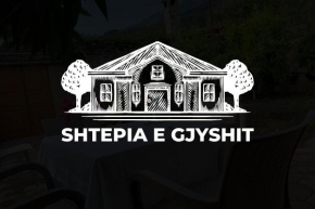 Tek gjyshi